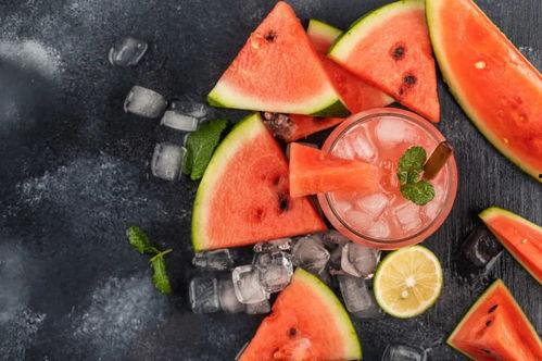 新桥医院吃瓜,揭秘背后的真相与反思